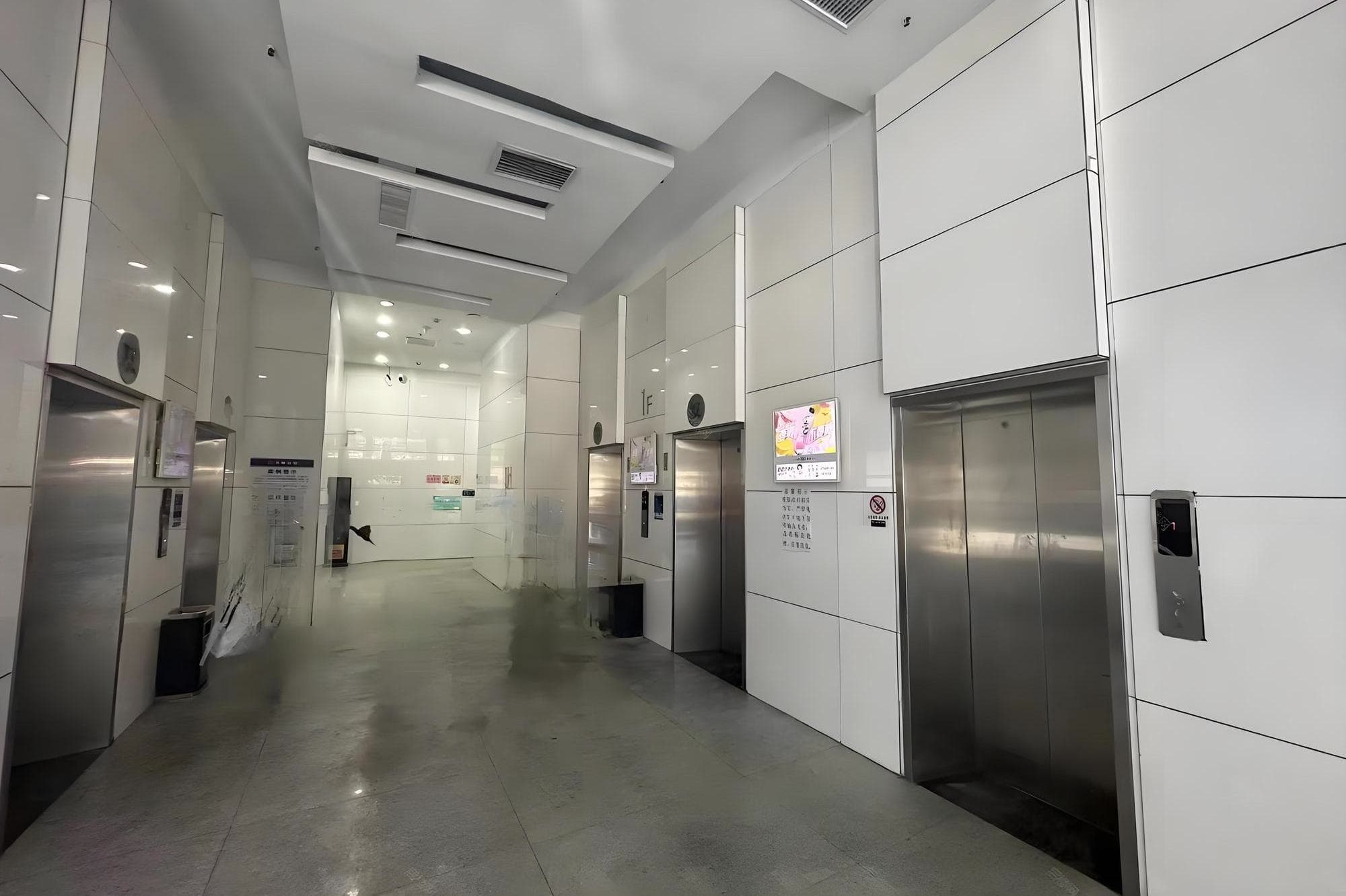 电梯厅